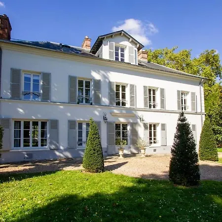 Apartment Demeure Du Xviiie Avec Jacuzzi Pres De Paris *
