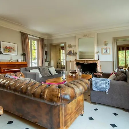 Demeure Du Xviiie Avec Jacuzzi Pres De Paris Apartment