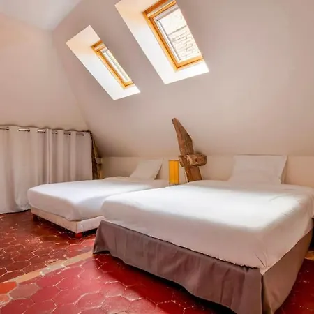 Apartment Demeure Du Xviiie Avec Jacuzzi Pres De Paris *